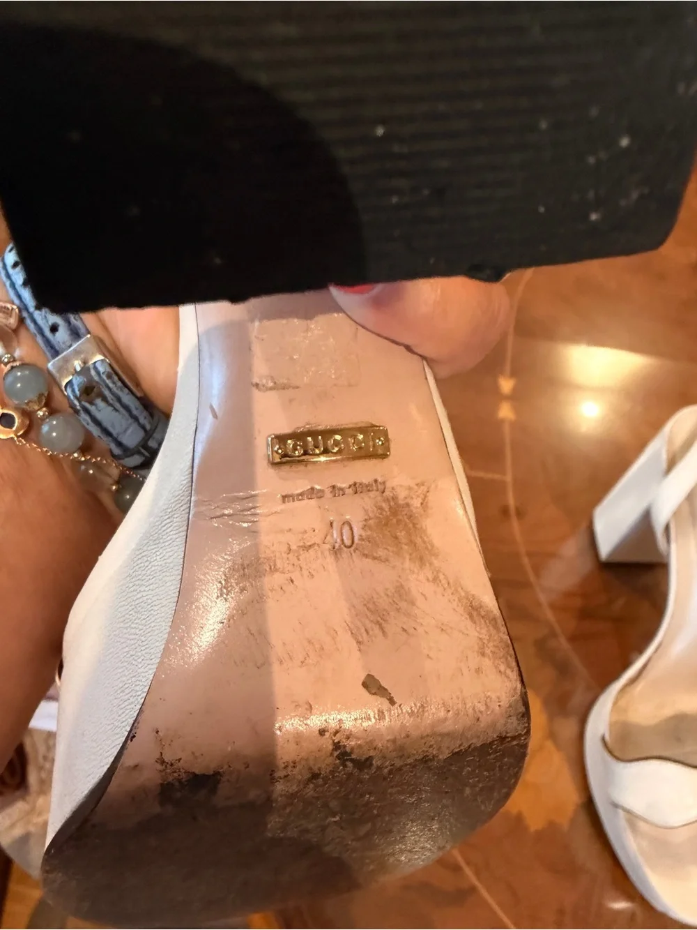 Gucci Cream Leather Block Heel Sandals with Gold Double G Sz 9.5